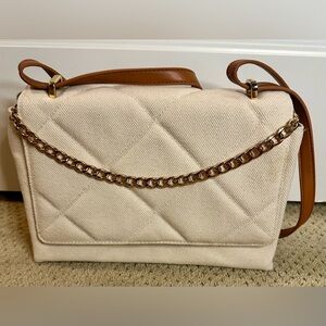 Elegant Cream Quilted Women's Bag with Gold Chain Detail